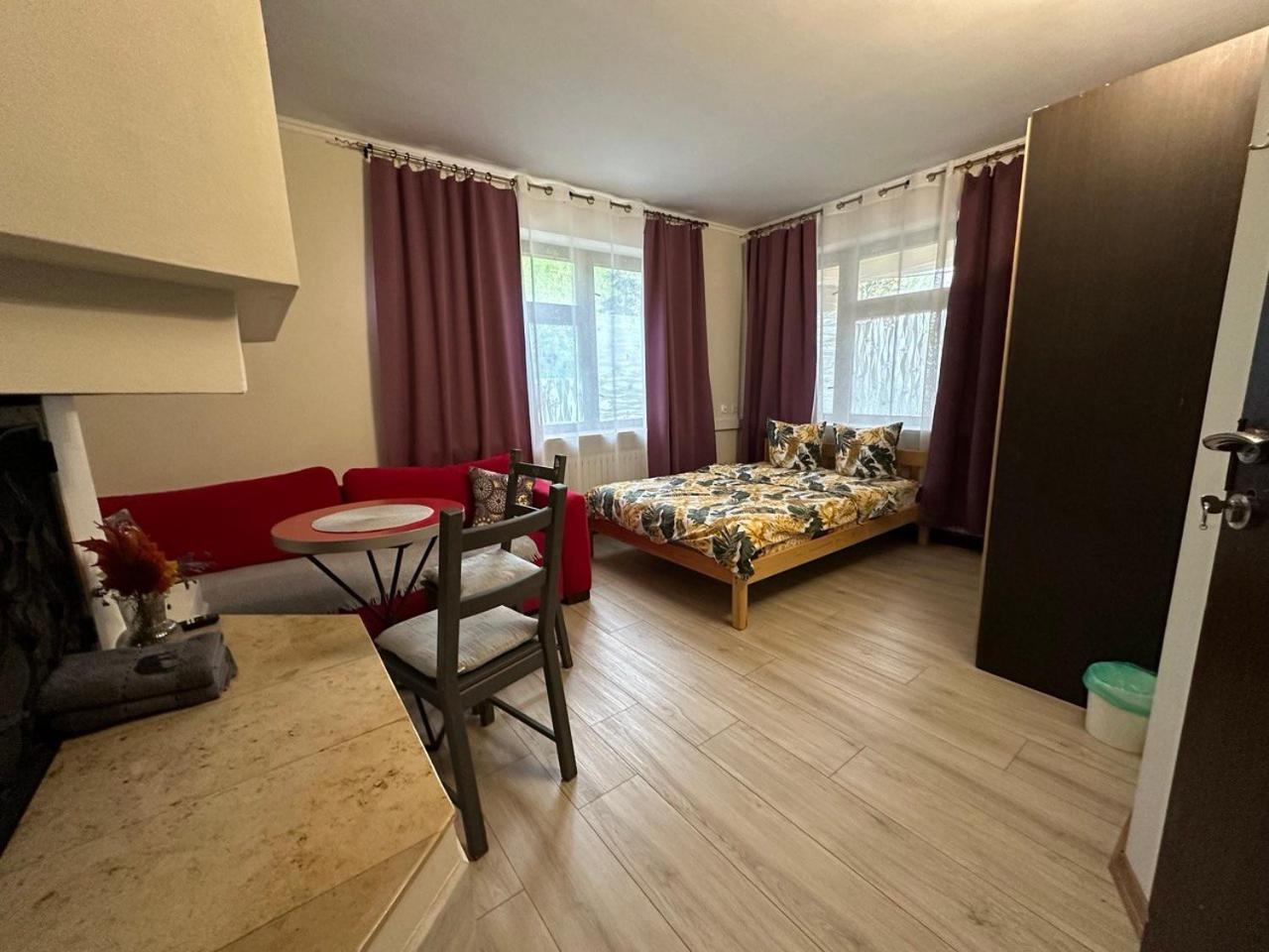 Guest House Villa Arkadia Varšava Exteriér fotografie